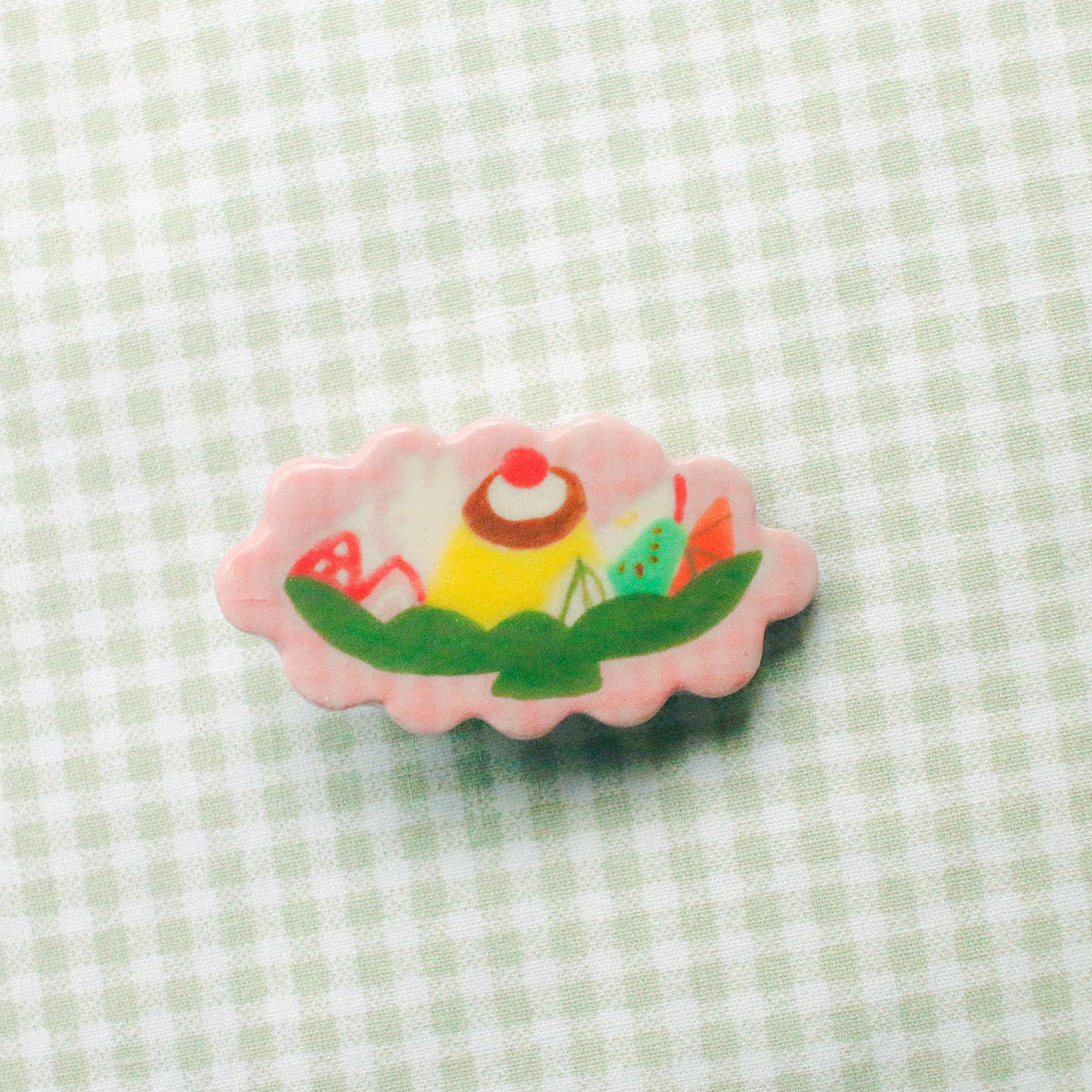 'Pudding a la Mode (Grid)' Handmade Ceramic Hair Clip (B-grade: Crazing)