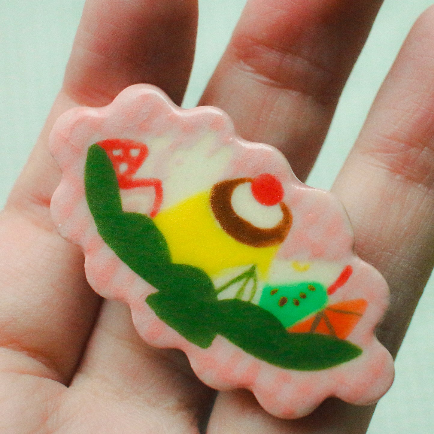 'Pudding a la Mode (Grid)' Handmade Ceramic Hair Clip (B-grade: Crazing)